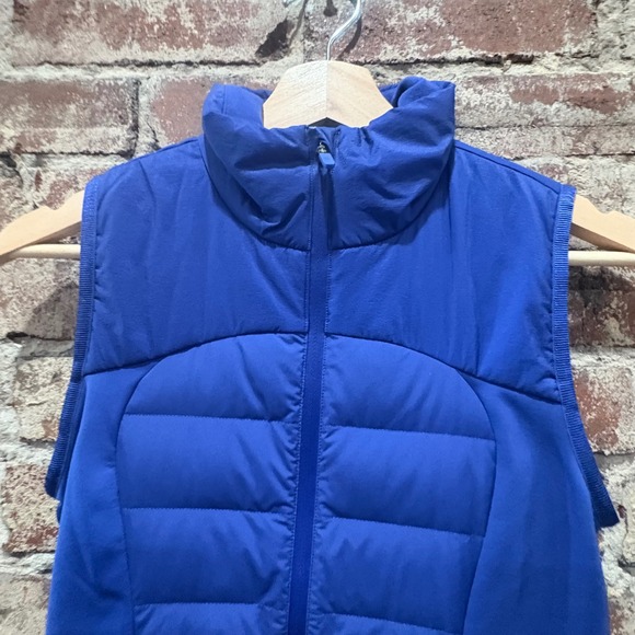 NWT Lululemon Down For It All Vest Psychic Blue Running Puffer Vest Size 2 - Picture 8 of 13